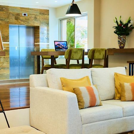 Suites Las Palmas, Hotel & Apartments. San Salvador Kültér fotó